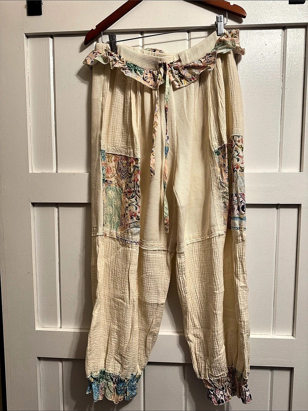 POL Ruffle Pants Floral Patchwork Jogger Pants